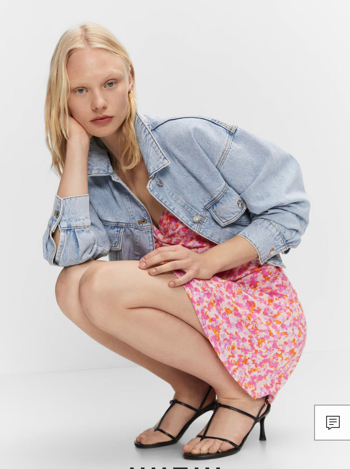 Robe courte florale MANGO ( Neuf avec étiquette )